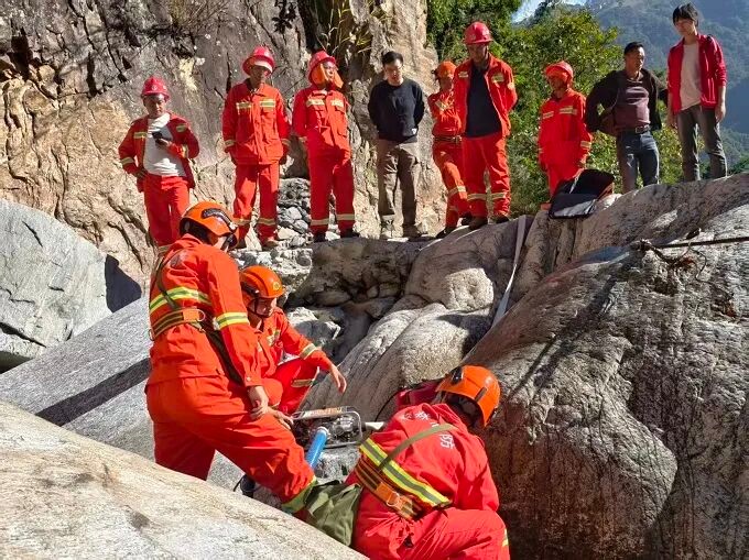 924952341314424595c139f3d2483b6f.jpg 924952341314424595c139f3d2483b6f.jpg