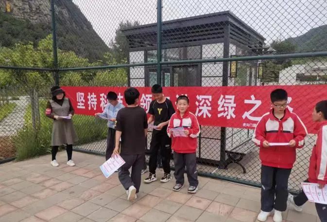 市黄龙山国有林管理局虎沟门国有生态实验林场 开展林业科技活动周宣传活动 - 关注森林