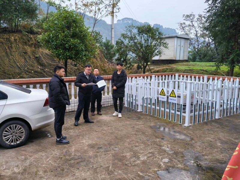 市縣王科長、章主任一行驗收無人機項目