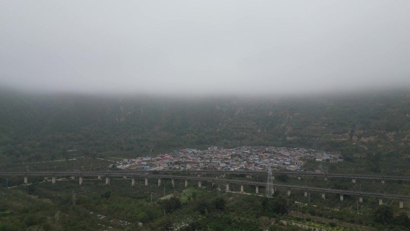 太碌林場、林區(qū)煙雨村莊、楊連保