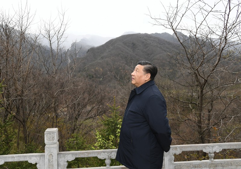 2020年4月20日，習(xí)近平總書記在位于陜西柞水的秦嶺牛背梁國(guó)家級(jí)自然保護(hù)區(qū)考察秦嶺生態(tài)保護(hù)情況。