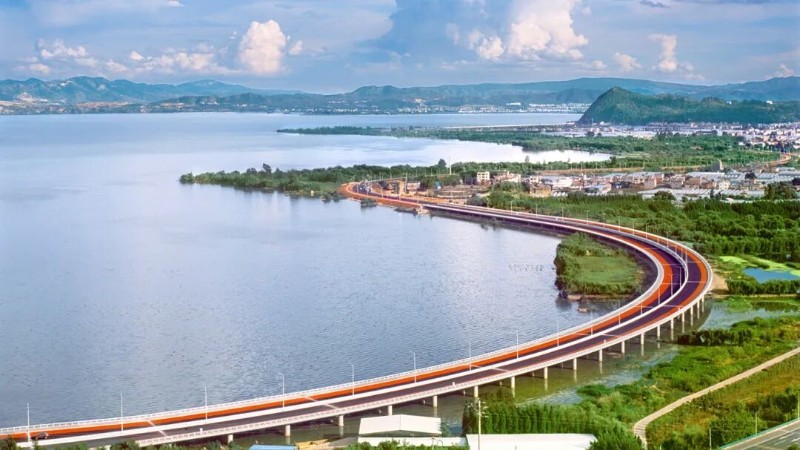 最美環(huán)湖路  (1).jpg
