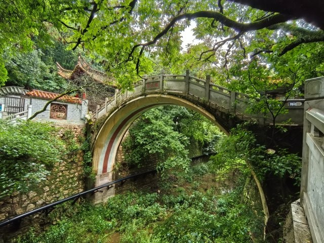 界魚石公園 (3).jpg