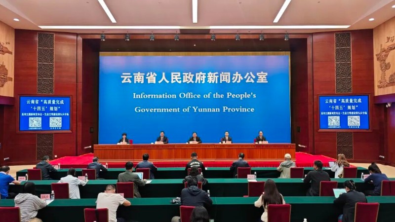 劉桐 攝