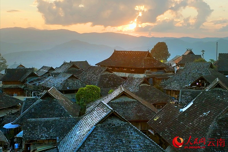 【2】景邁村日落。段玉良-攝