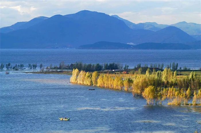 洱海湖滨带（刘建华 摄）