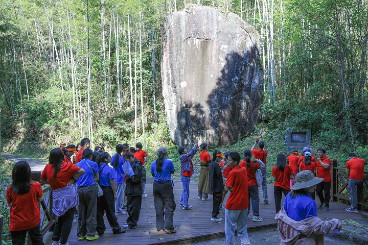 夠野你就來——2024中國南酸棗之鄉(xiāng)旅游文化音樂節(jié)&齊云山登山節(jié)圓滿落幕 49