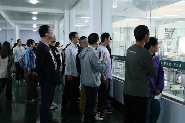 【全程回顾】2025中国南酸枣之乡旅游文化音乐节&齐云山登山节圆满收官 07.jpg