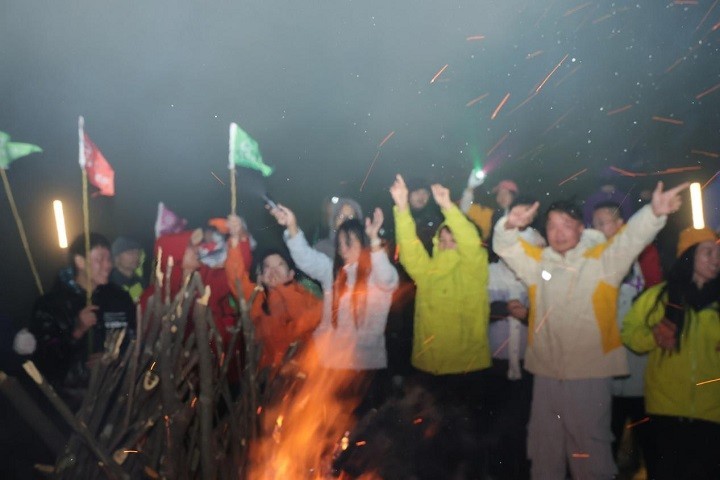 【全程回顾】2025中国南酸枣之乡旅游文化音乐节&齐云山登山节圆满收官 36.jpg