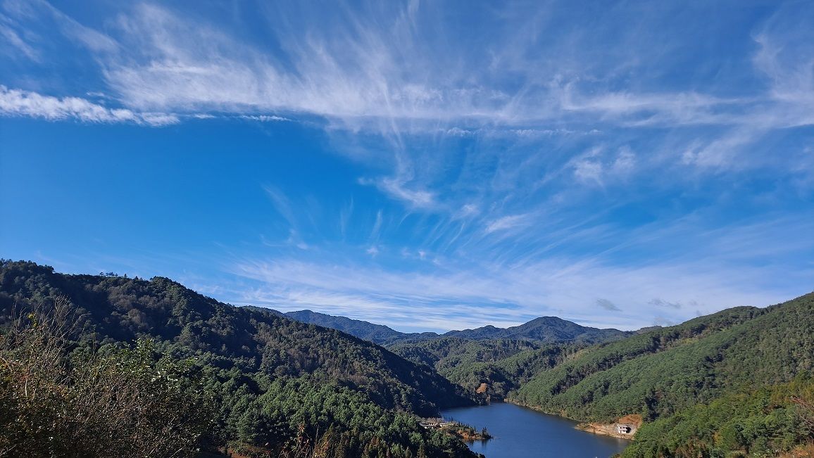 红河州石岩寨国有林场普雄林区一景