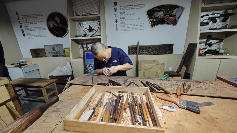 寻龙集市、京作家具联展……这里的 “老非遗新国潮”，超有意思！ (5).jpg