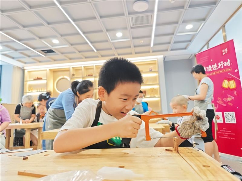寻龙集市、京作家具联展……这里的 “老非遗新国潮”，超有意思！ (6).jpg