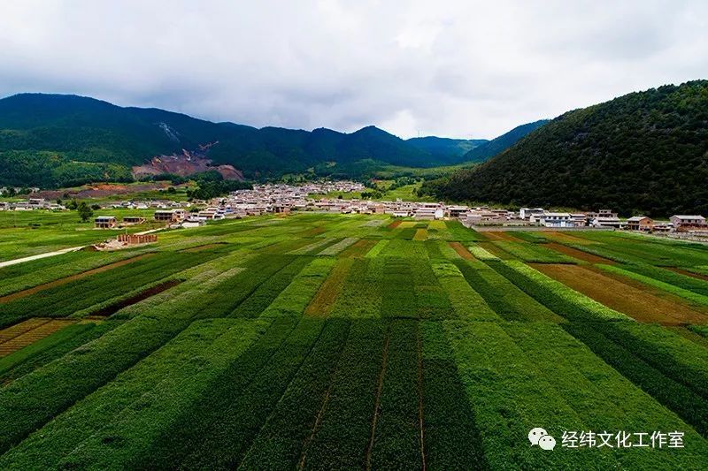 鹤庆马厂村在高山深处花儿一样静谧绽放的幸福村庄