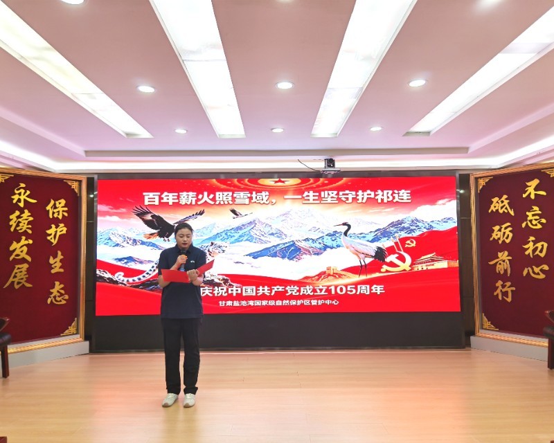 张小学照片.jpg