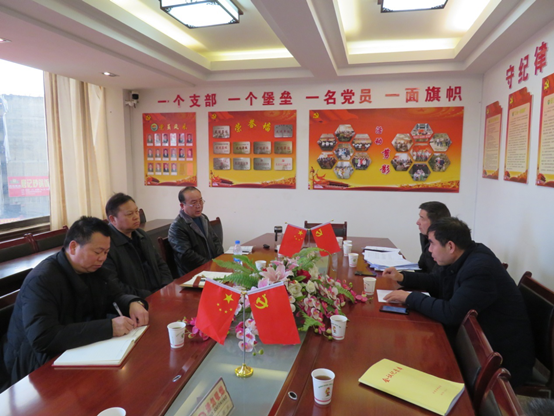 黔东南州人大常委会副主任吴锡锋到天柱县指导“两个100万”油茶产业的发展工作 21176