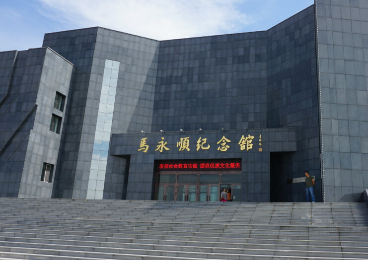 http://pic1.arkoo.com/hyongming/picture/p19s06ckg51u4qm3q1qpupr8pemt.jpg