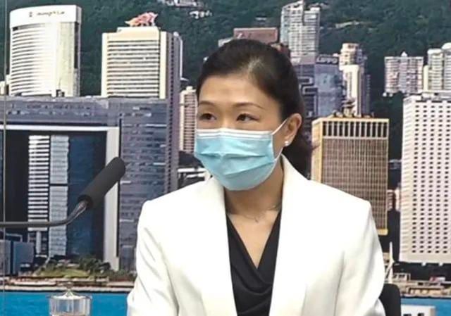 香港新增30例本地確診，有中學生全家確診！情況有點失控…