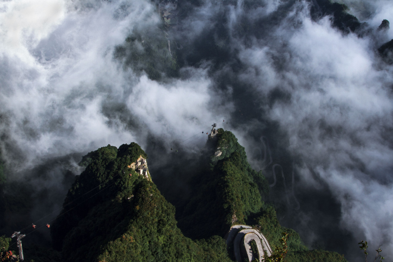 《奇景天门山》组照9