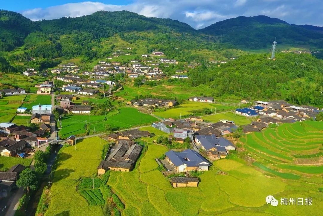 平远县泗水镇梅畲村(刘强 摄)