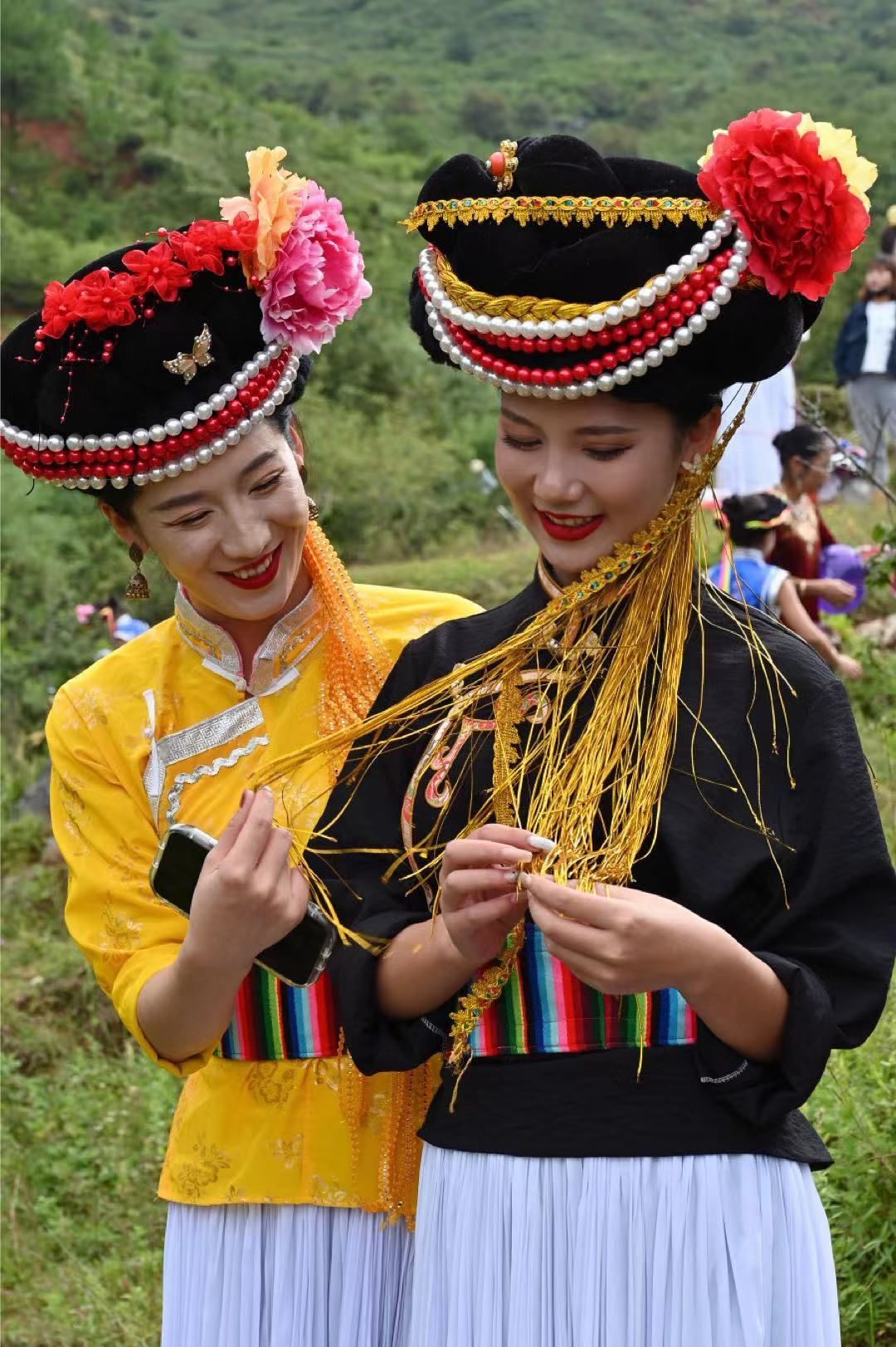 摩梭转山节图片