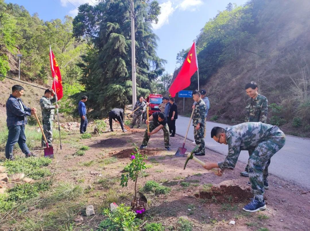 大理巍山马鞍山乡图片