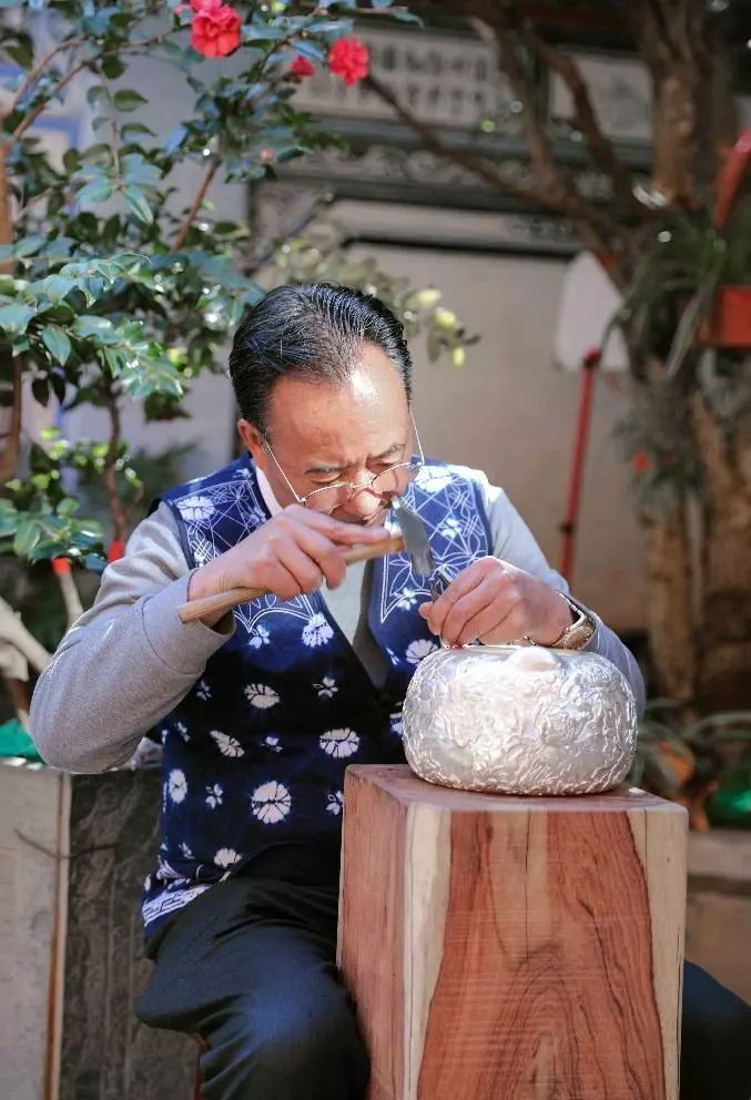 大理风物新华银器