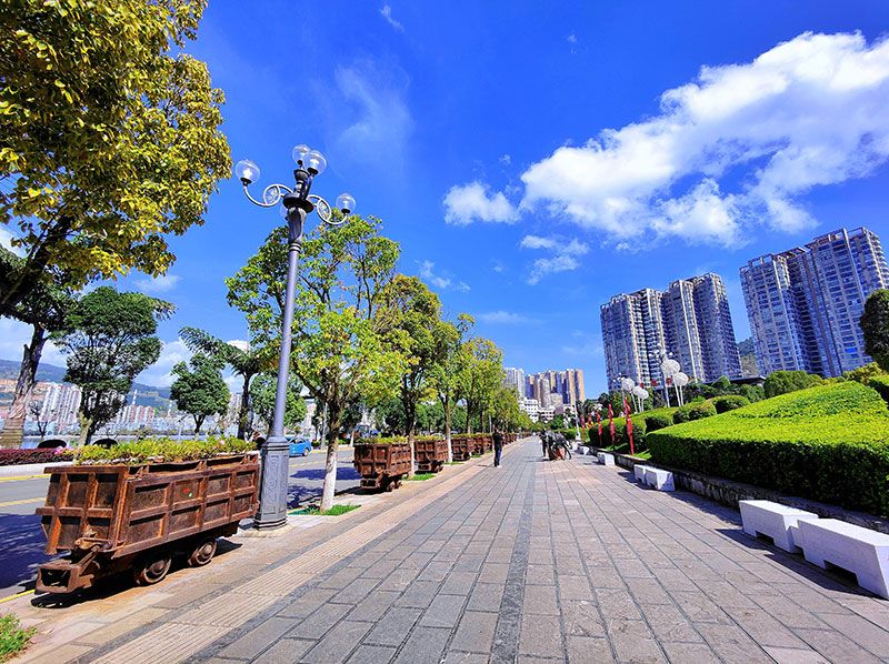 云南个旧提升绿化品质打造园林城市