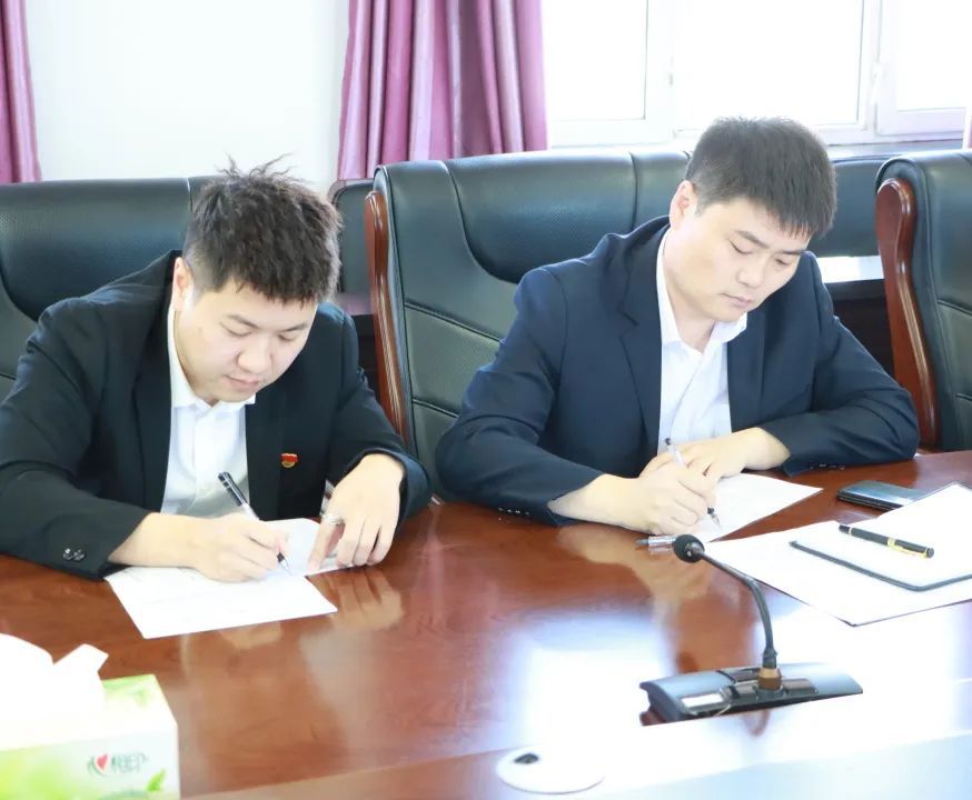 以会促廉筑牢防线加格达奇林业局采取多种形式加强年轻干部廉洁从政