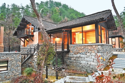 关注森林>媒体报道报送平台>10分>正文黄柏山上正在建设的精品民宿