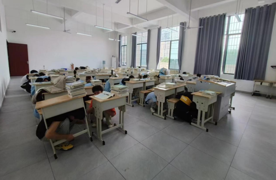 广安电力职业技术学校图片