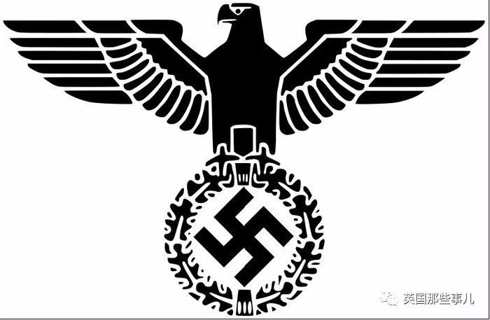 不用说也是纳粹的标志, 对这么小的孩子来说,徽章图案算