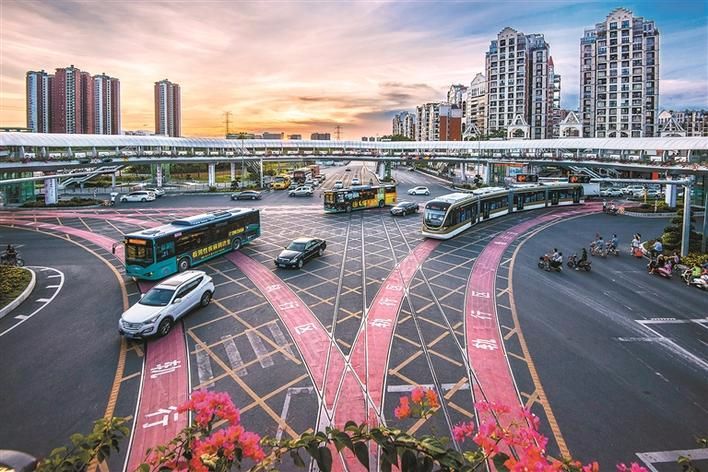 深圳:龙华区努力创建国家森林城市 以精品意识构筑绿境龙华