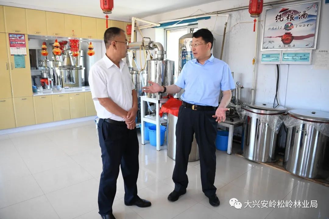 强化校企合作为企业培养高素质技能人才大兴安岭职业学院院长李国兴