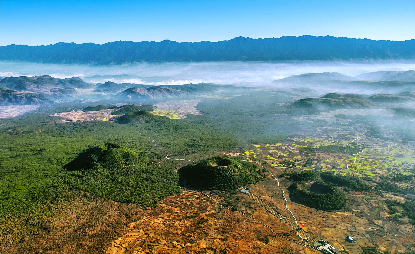 高黎贡山火山群