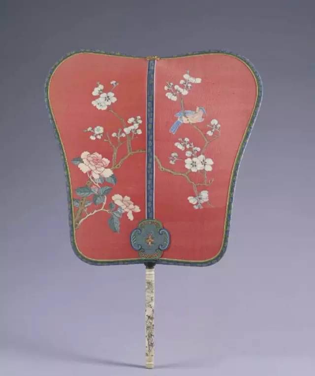 风情万种的中国宫扇--文化艺术之瑰宝